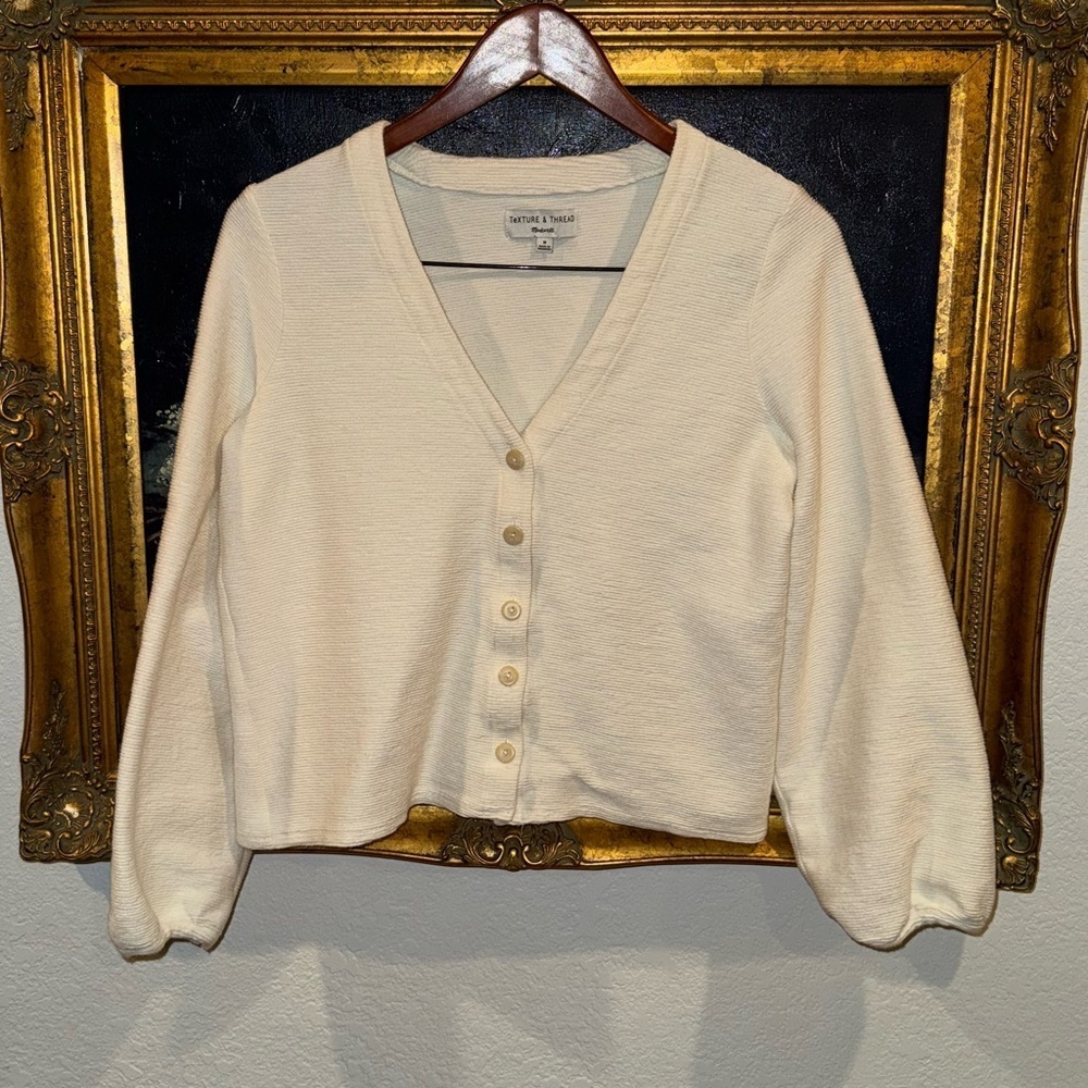 Texture & Thread Madewell Ivory V-Neck Puff Sleeve Button Down Ribbed Top Size M